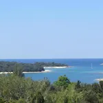 In Near Center Waterfront Appartement