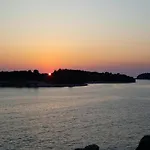 Appartement In Near Center Waterfront