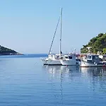 In Near Center Waterfront Appartement