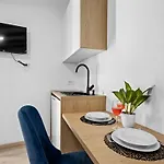 Appartement In Near Center Waterfront *