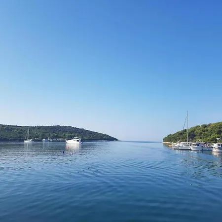 Lejlighed In Near Center Waterfront *